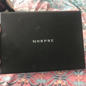 Morphe 35W eyeshadow palette